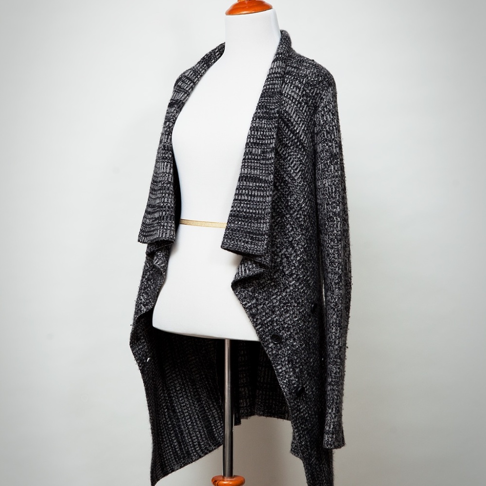 360 CASHMERE Cardigan - Picture 3 of 5